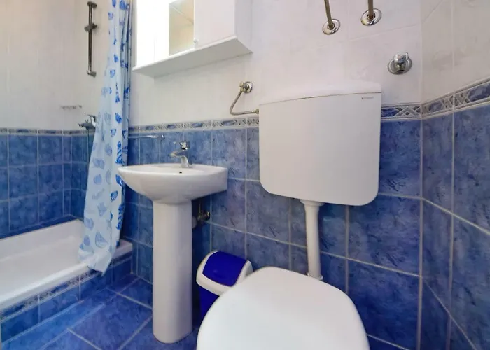 Surjan-2 By Interhome アパート *