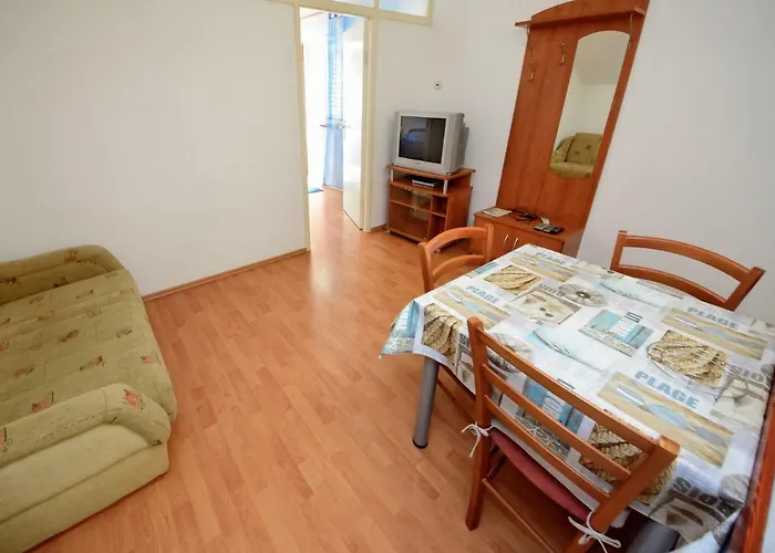 アパート Surjan-2 By Interhome ヴェラ・ルカ